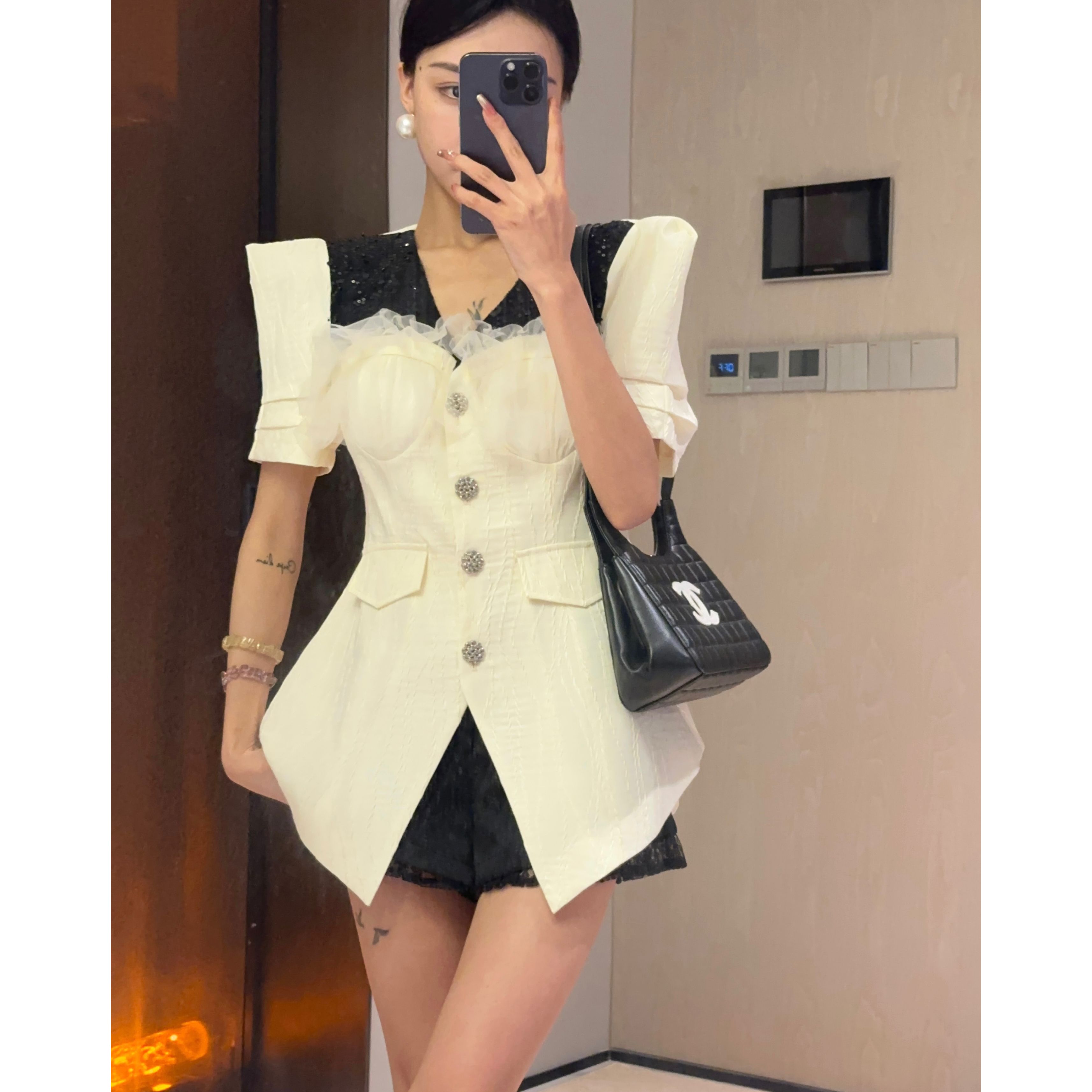 显瘦小香风气质夏季设计感西装