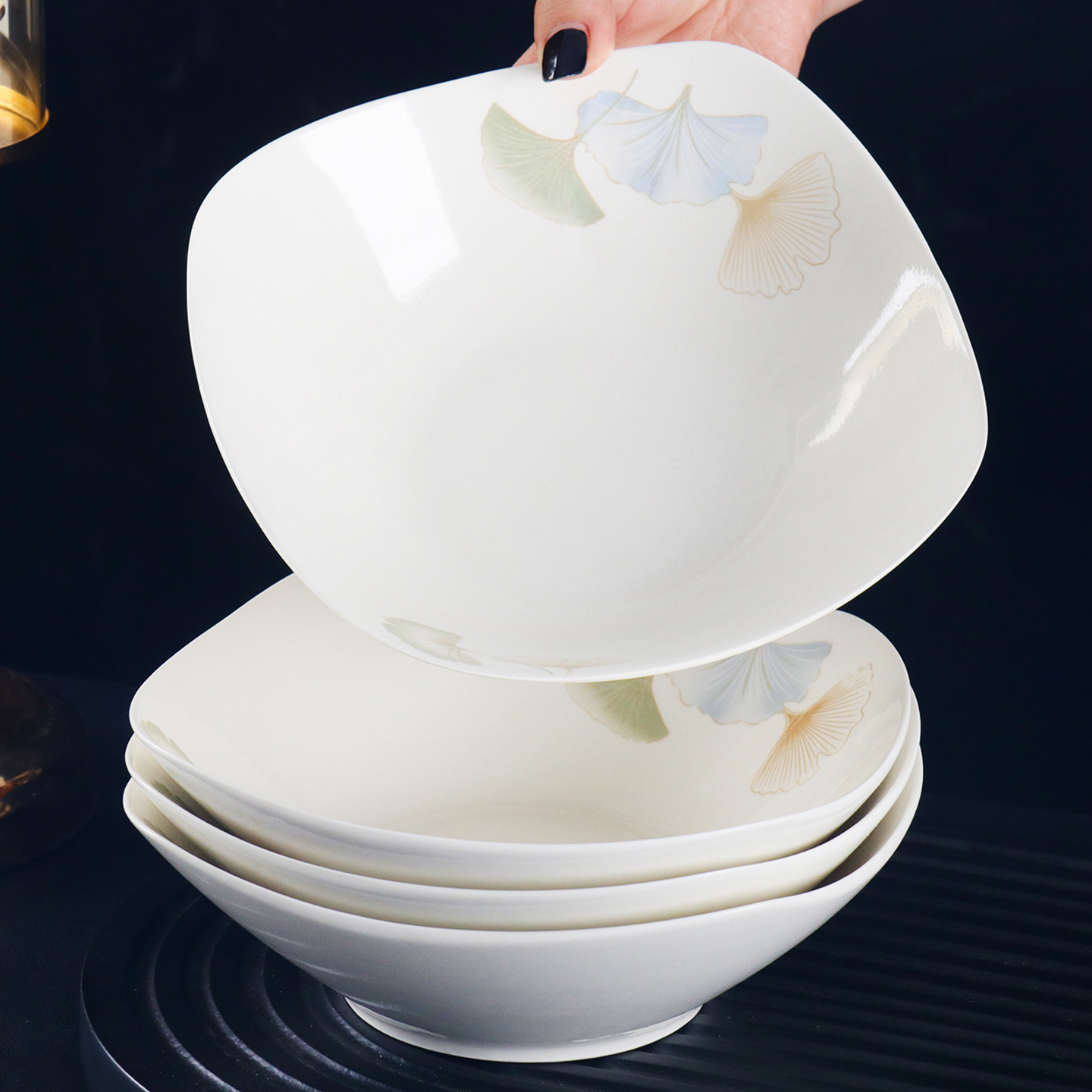 陶瓷四角盘子菜盘家用2025新款高颜值釉下彩银杏叶套装碗盘子菜碗