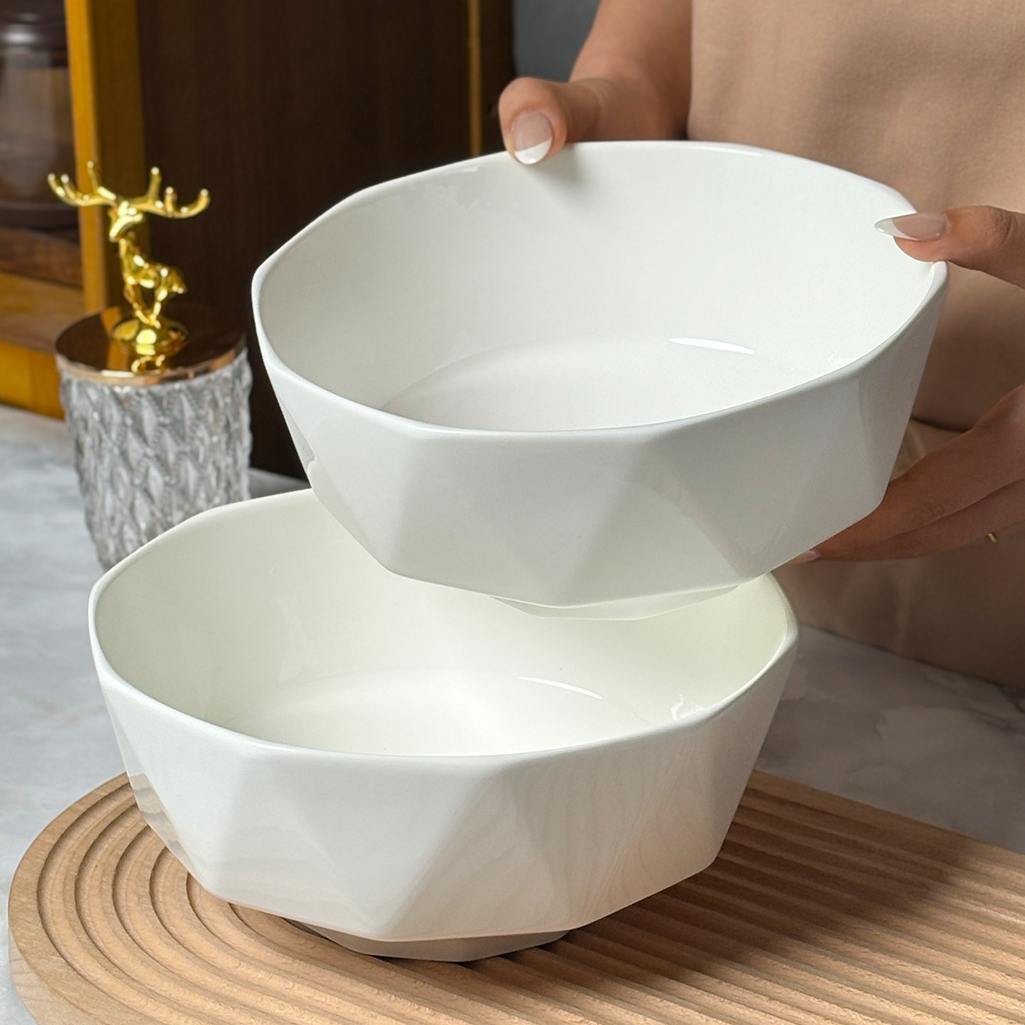 8英寸纯白陶瓷汤碗家用吃面碗加厚防烫可微波纯白简约大号吃饭碗