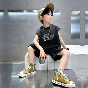 潮牌做旧男童无袖套装夏装2025新款韩范儿童装坎肩短裤两件套夏季