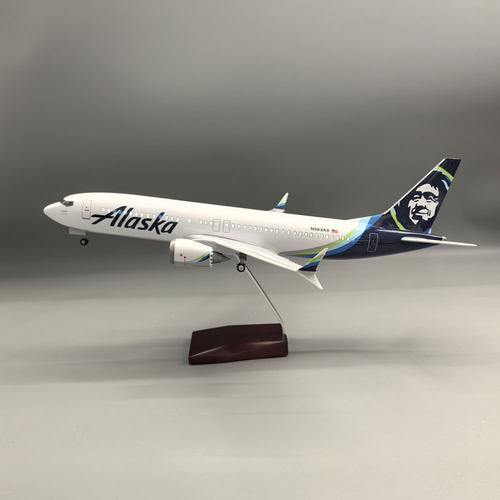47cm拉斯维加斯737MAX8客机模型