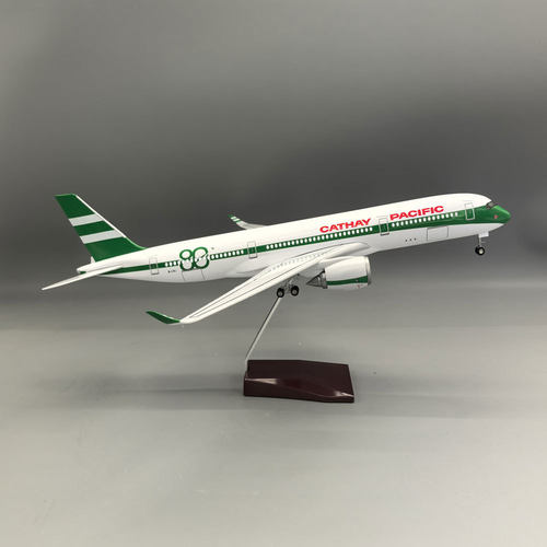 国泰A350-80周年纪念仿真客机