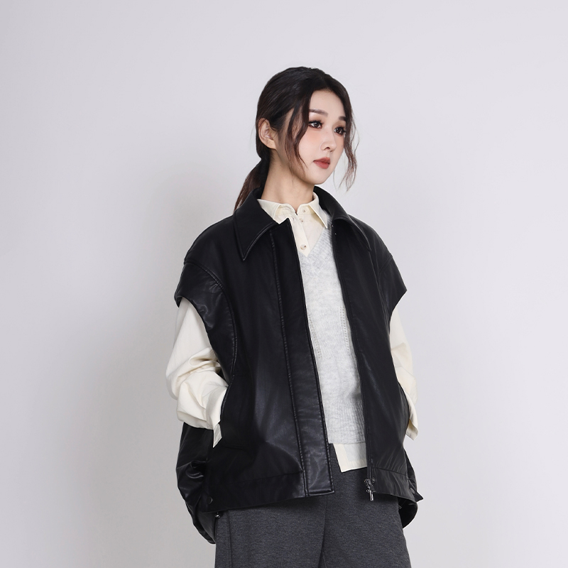 简表达2025冬季新款无袖马甲