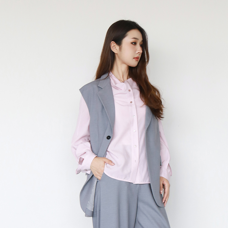 简表达25秋新款高级感马甲