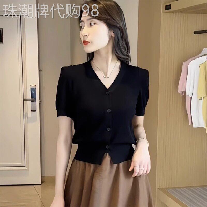 黑色冰丝针织衫短袖t恤女2025新款夏季法式V领短款收腰正肩上衣女