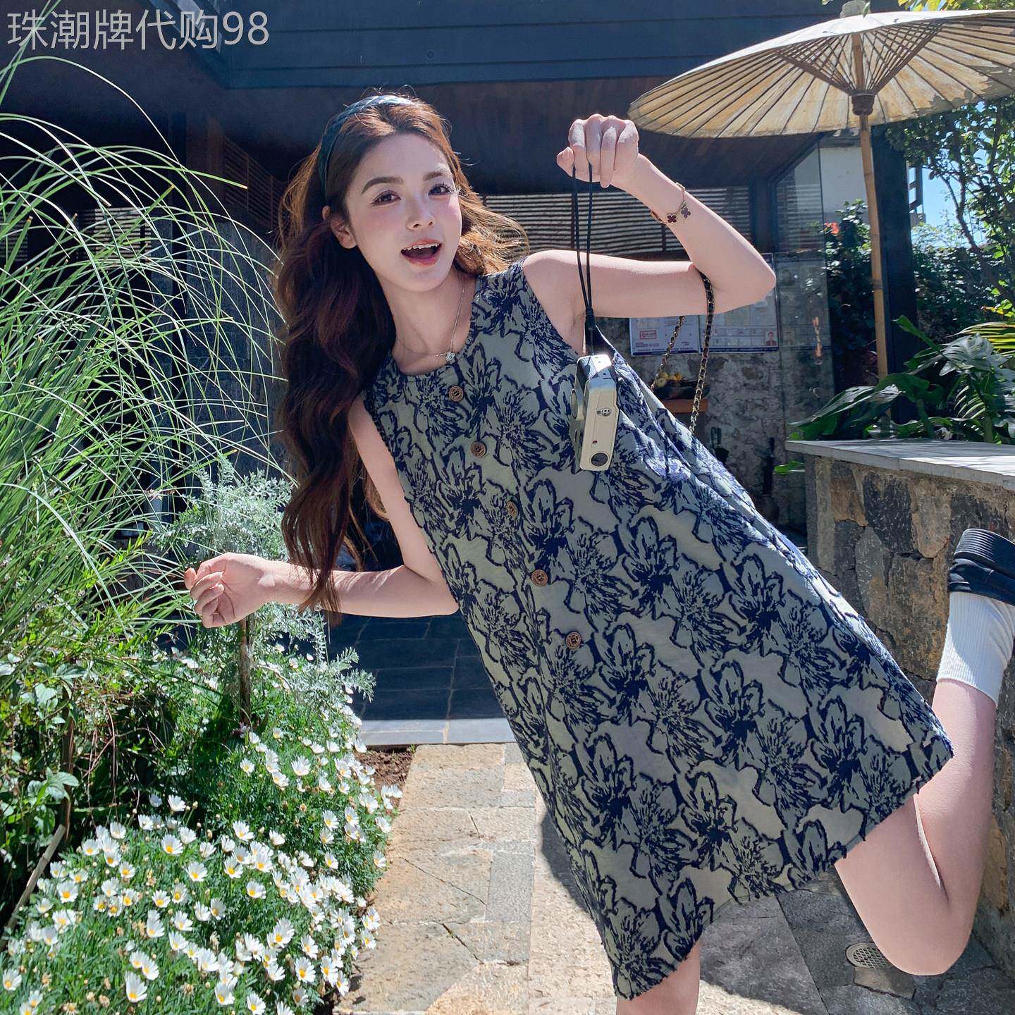 新中式复古水墨印花无袖洋装女2026夏气质高级清冷感A字背心裙