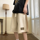 卡其色