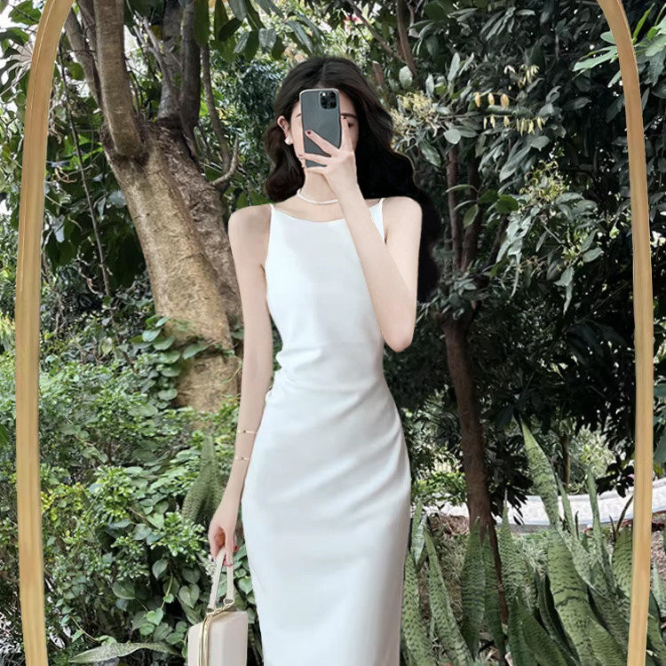 一字肩连衣裙女高级感白色无袖法式小白裙领证生日质感吊带裙子夏
