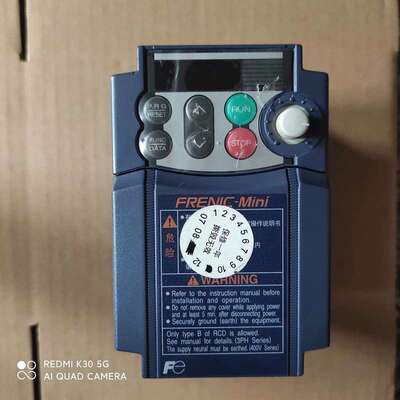 FRN0.75C1S-7C 变频器 正品 议价 0.75KW220V议价