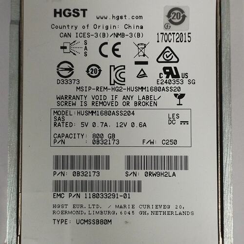 800G 12G SAS 118033291 005051130 服务器SSD 2.5 520带托架议价