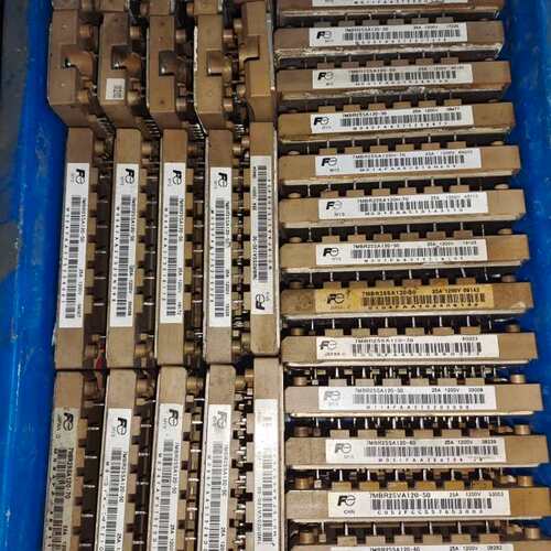 7MBR25SA120-50 7MBR25VA120-50 7MBR25SA120-60 功能包好议价