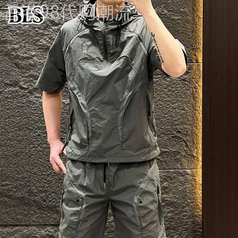 高端工装连帽短袖短裤套装男夏季2026新款透气速干半袖男士两件套