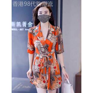 碎花连衣裙套装女夏2025新款收腰显瘦时尚西装短裤裙子天丝两件套