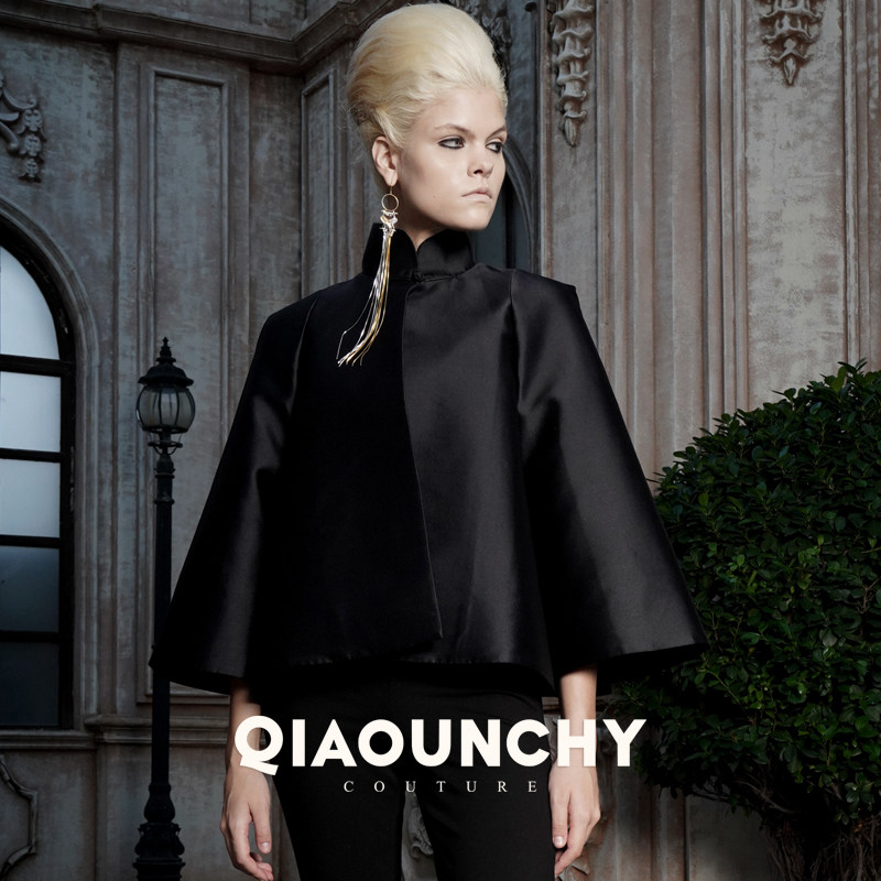 新国风 QIAOUNCHY俏云曦 | 黑色缎面立领盘扣宽袖A摆短外套25秋冬