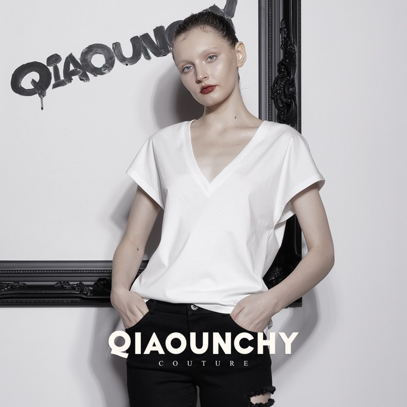 基础款 QIAOUNCHY俏云曦｜高级棉舒适V领小心机小白T打底衫T恤女