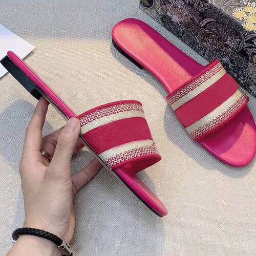 shoeswomen欧美刺绣凉拖