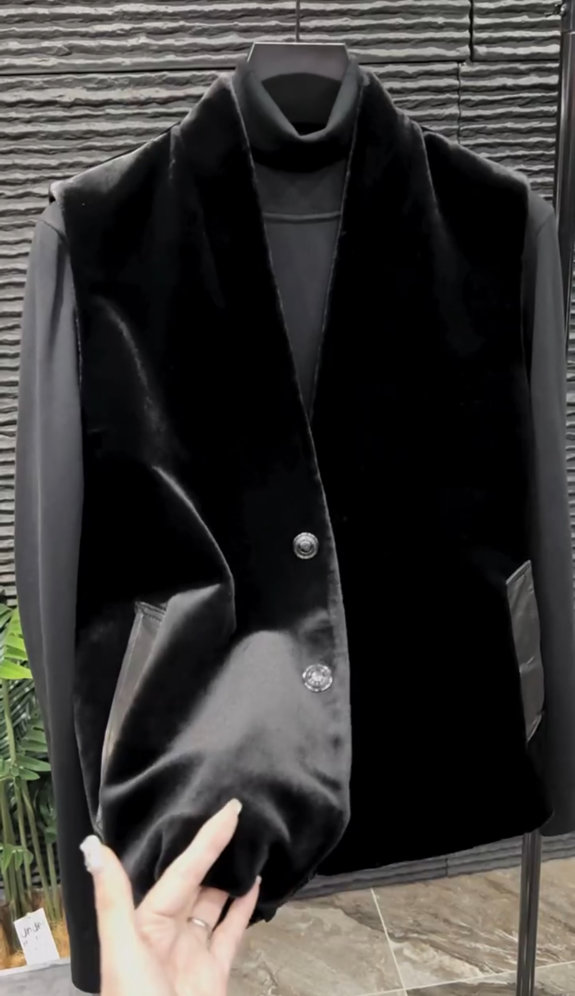 欧洲站秋冬新品男士轻奢金D绒拼皮立领时尚潮流简约中式马甲88877