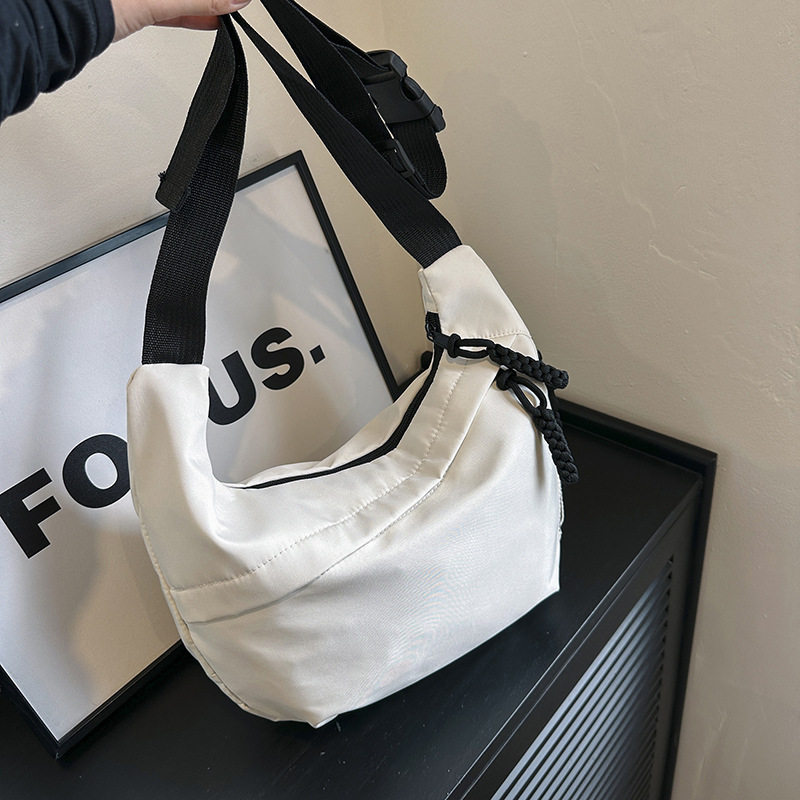 时尚通勤大容量单肩斜挎包包女2025新款休闲时尚托特包韩版腋下包,箱包皮具/热销女包/男包,通用款女包,淘宝优惠券,粉丝福利购,淘宝优惠卷
