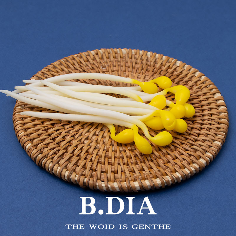 可爱一根豆芽胸针原创设计学生男女徽章小众书包衣服配饰新款扣针