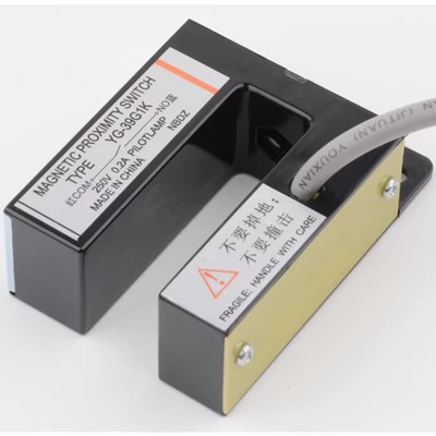 电梯平层感应器YG-39G1K磁开关平层门区感应器适用蒂森配件