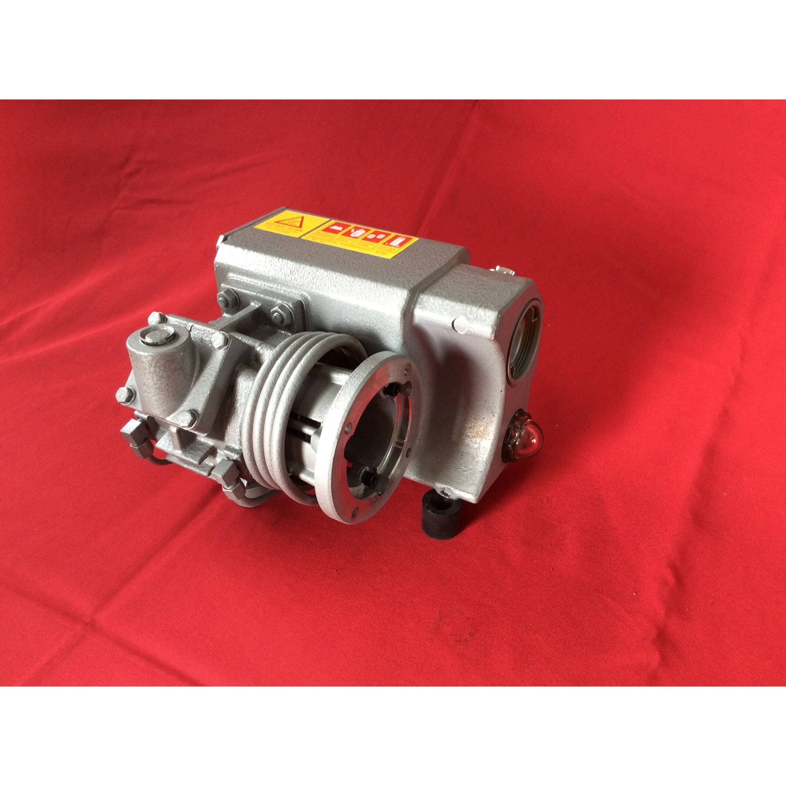 XD-020、025旋片式真空泵配件无电机泵真空包装机配件