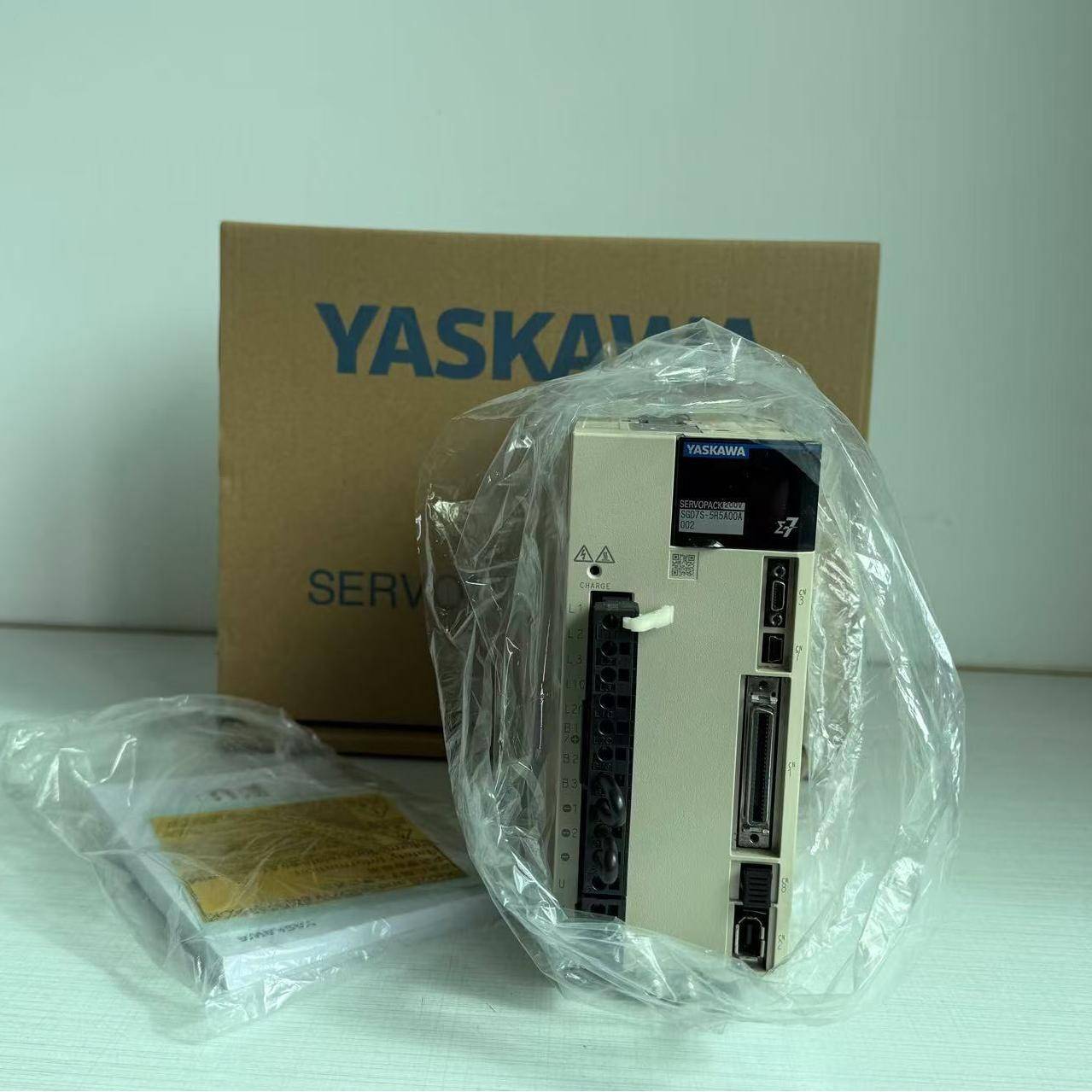 SGD7S-5R5/7R6/120A00B安川伺服驱动控制器SGDV-180/200/330A11A