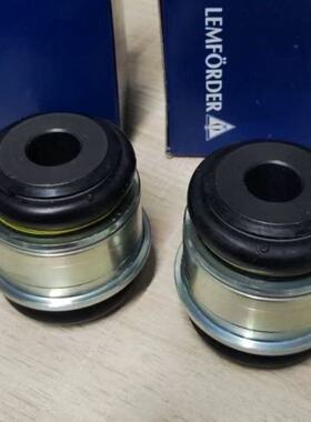 适用奔驰 W124 W126 W140 W201 W210 W202 W203 W220 后羊角衬套