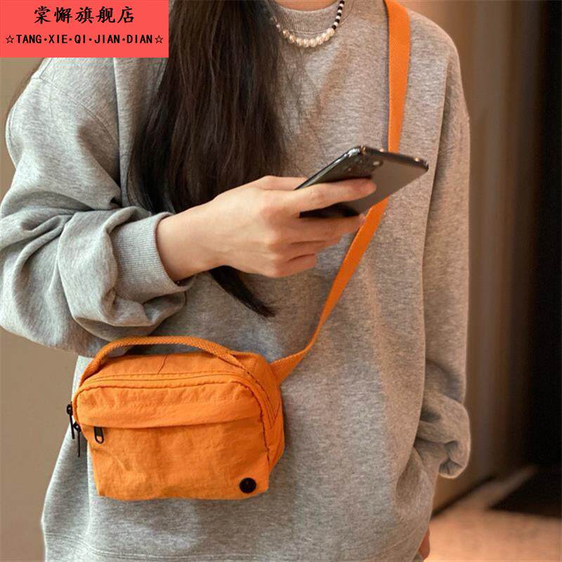 新款马卡龙色尼龙小方包防水轻便帆布包包休闲百搭单肩斜挎手机包