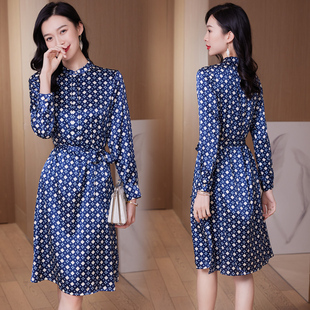 高贵真丝长袖连衣裙女春秋季新款格纹设计感小个子中长款高档裙子