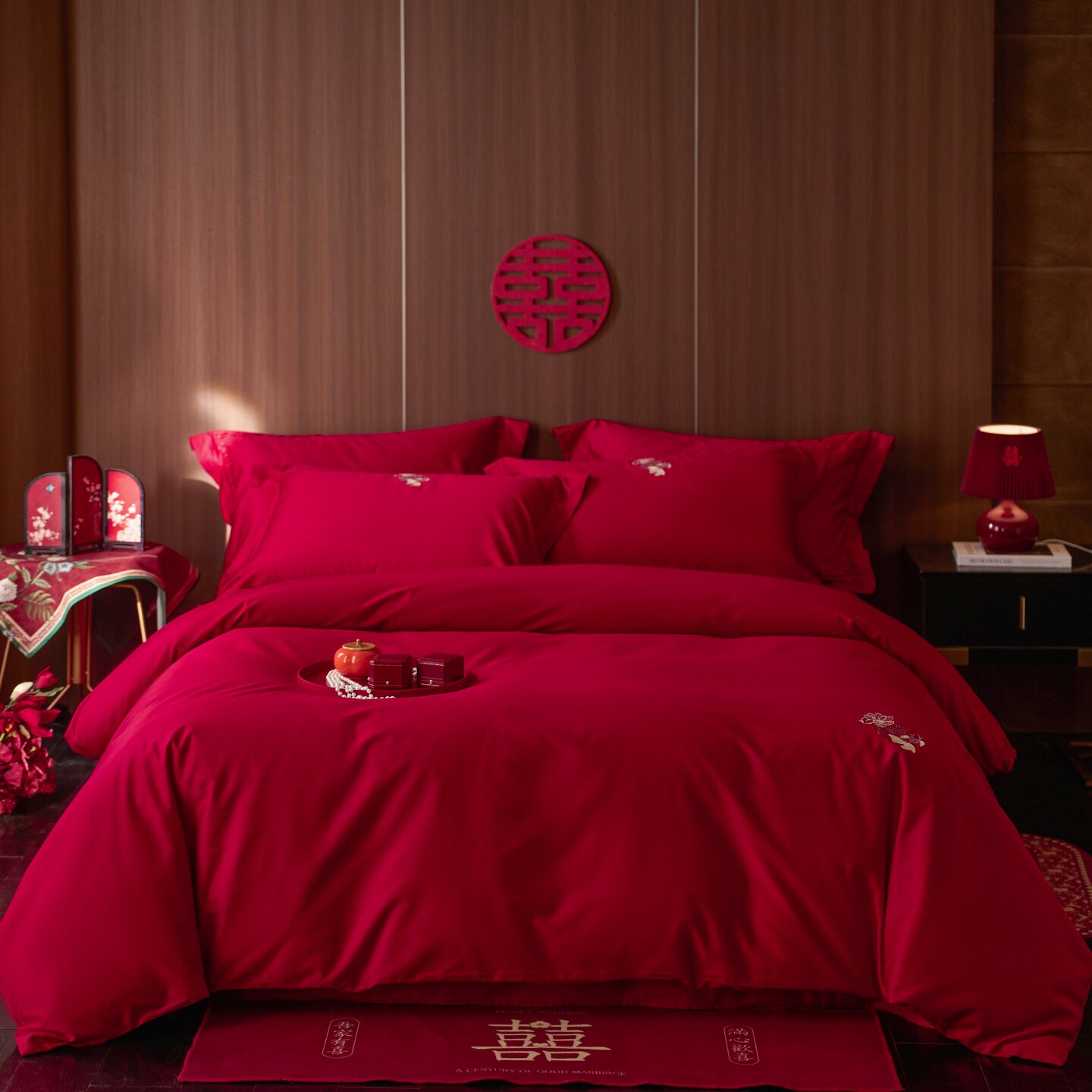 ROLAND LIVE简约风全棉绣花婚庆四件套红色喜庆新婚被套床上用品