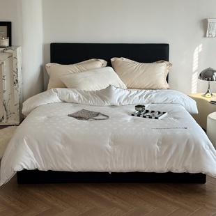 ROLAND LIVE60S全棉提花高端蚕丝雪绒被春秋被双人保暖冬被被芯