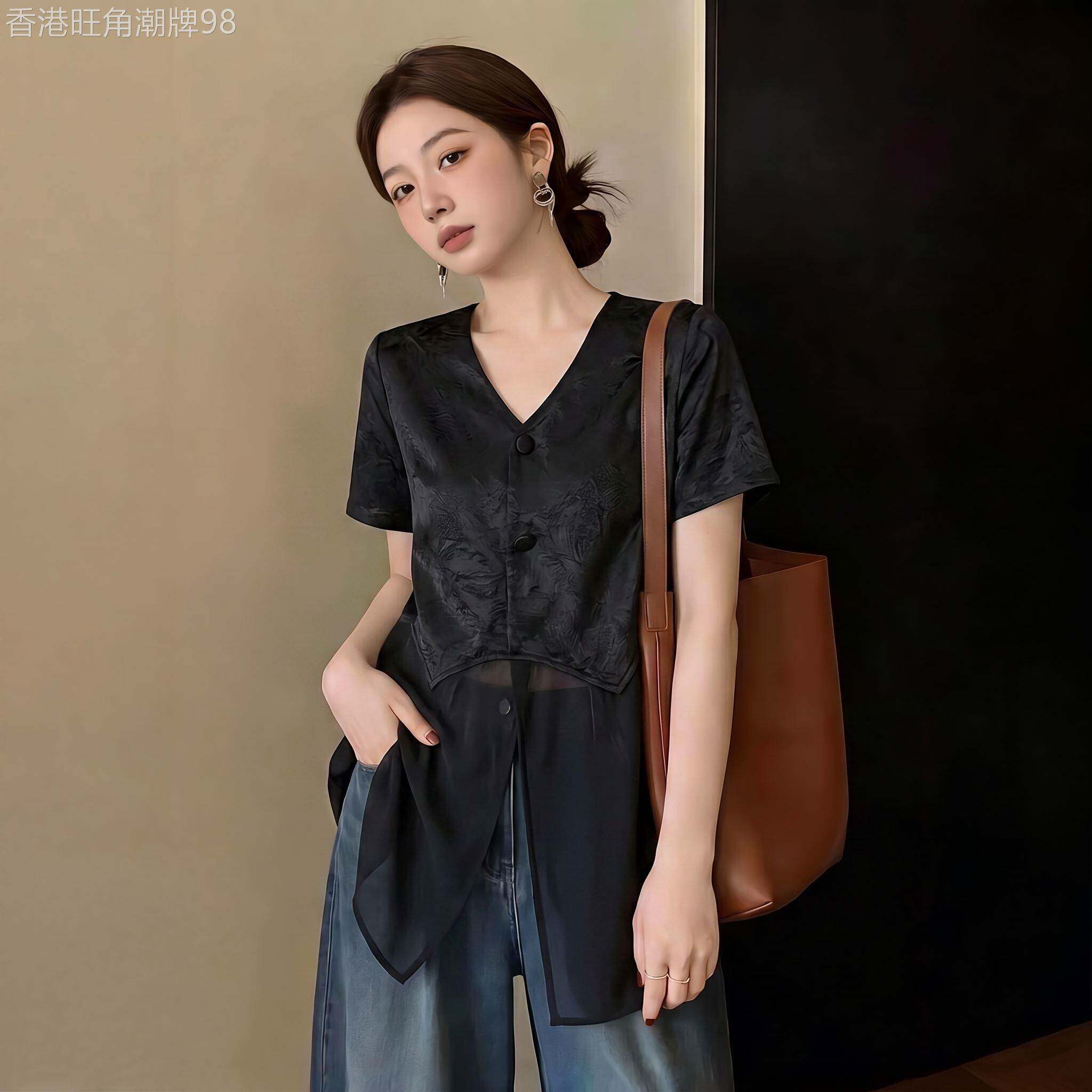 新中式V领短袖衬衫女夏季2026新款设计感网纱拼接减龄中长版上衣