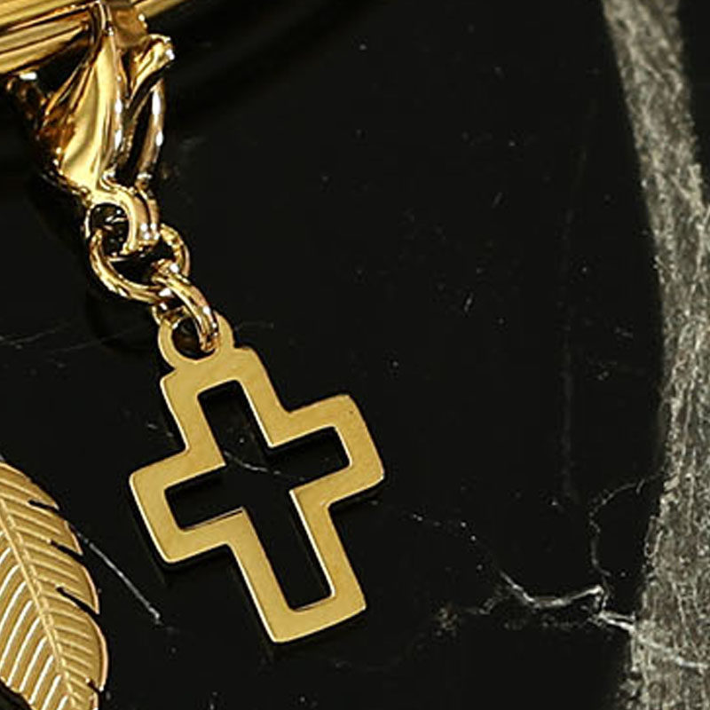 欧美轻奢金色镂空迷你情侣项链