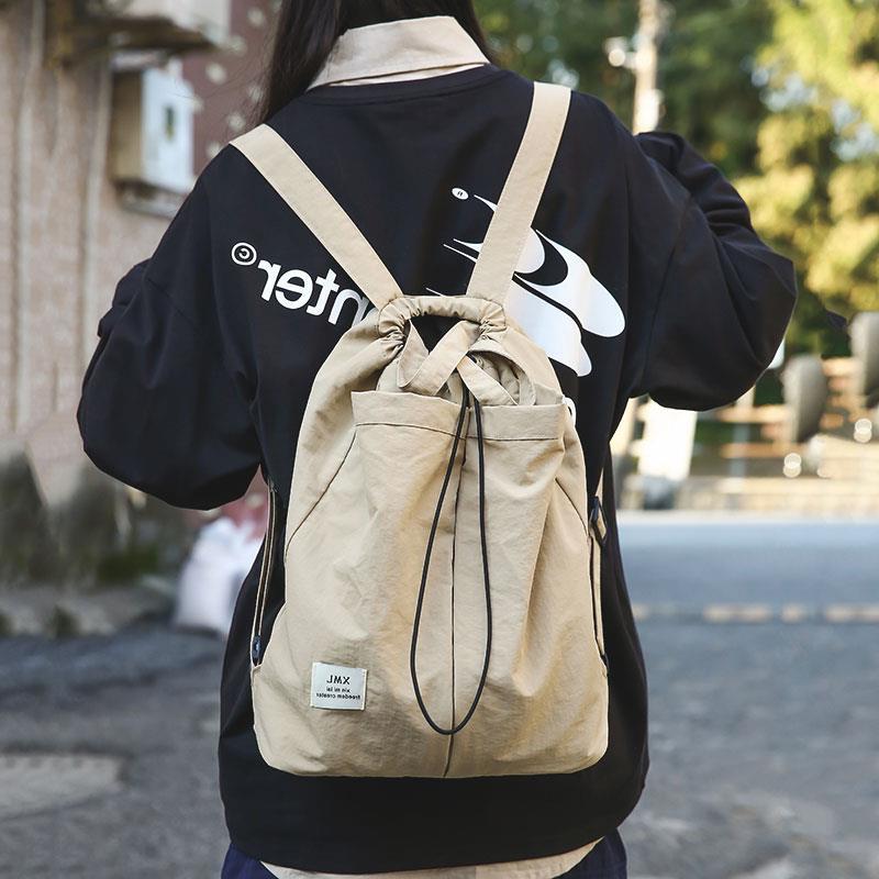 新款日系休闲尼龙布双肩包女