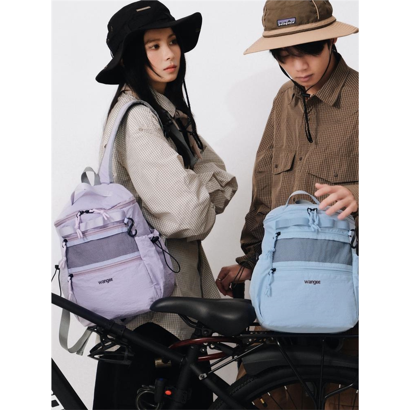 户外超轻量化登山包运动爬山双肩包女士旅游轻便徒步旅行小型背包