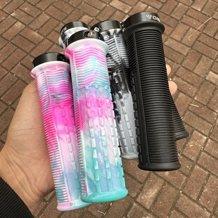 CHIBITE把套加粗签名单向锁死自行车山地冠军速降适用BURGTEC车把