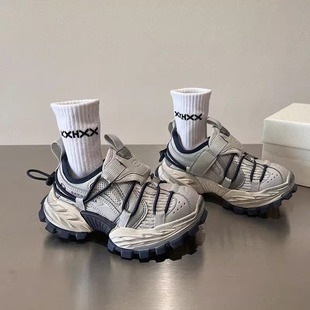 男童老爹鞋2026春秋季新款儿童轻便巴黎运动鞋女童跑步鞋中大童潮