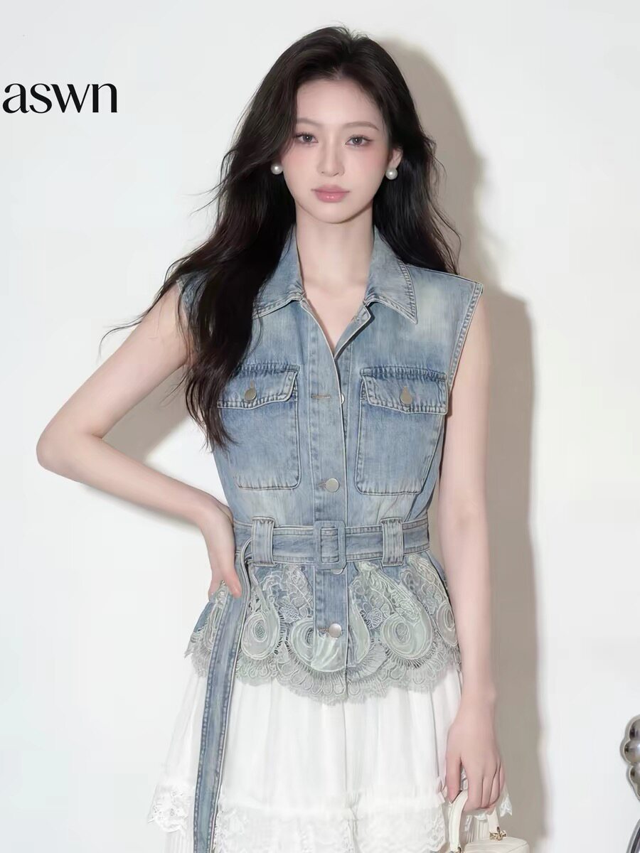 2026夏季新时尚复古蓝色牛仔马甲背心女拼接蕾丝无袖上衣工装马夹