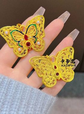 金店同款沙金玲珑花蝶吊坠黄金色仿珍珠蝴蝶项链毛衣链新中式