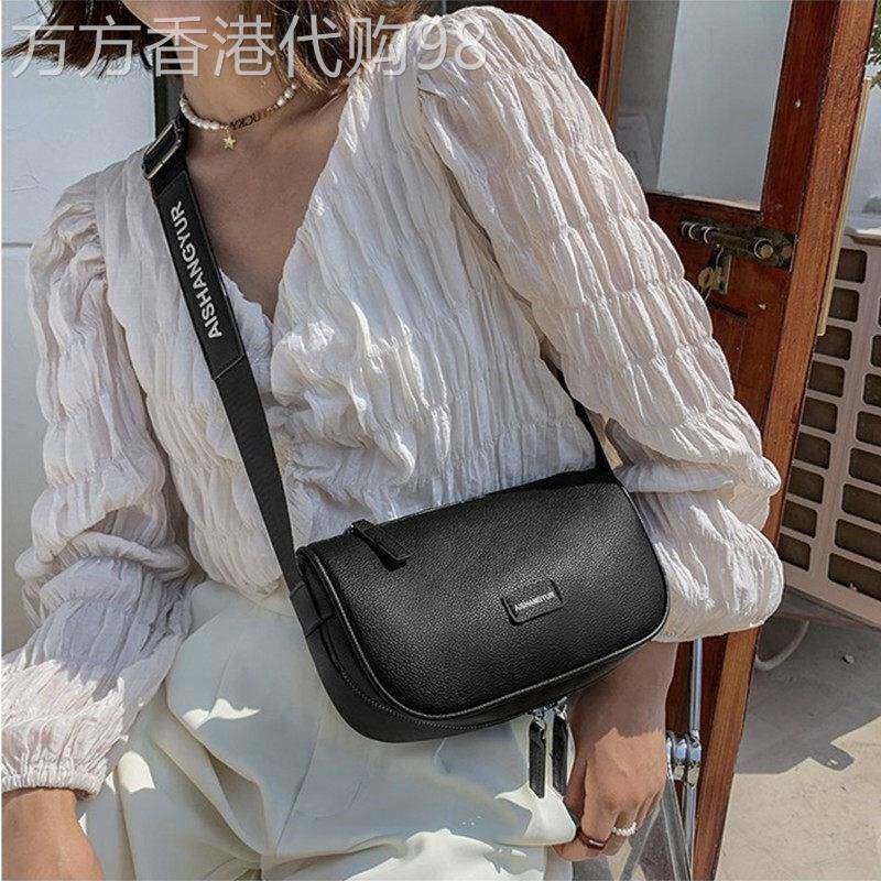 轻奢女包2026新款潮时尚百搭斜挎包夏季轻便单肩宽肩带个性小包包