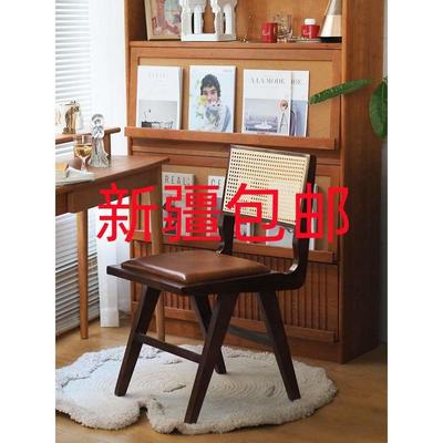 新疆包邮法式中复古实木藤编餐椅家用胡桃色靠背昌迪加尔书桌化妆