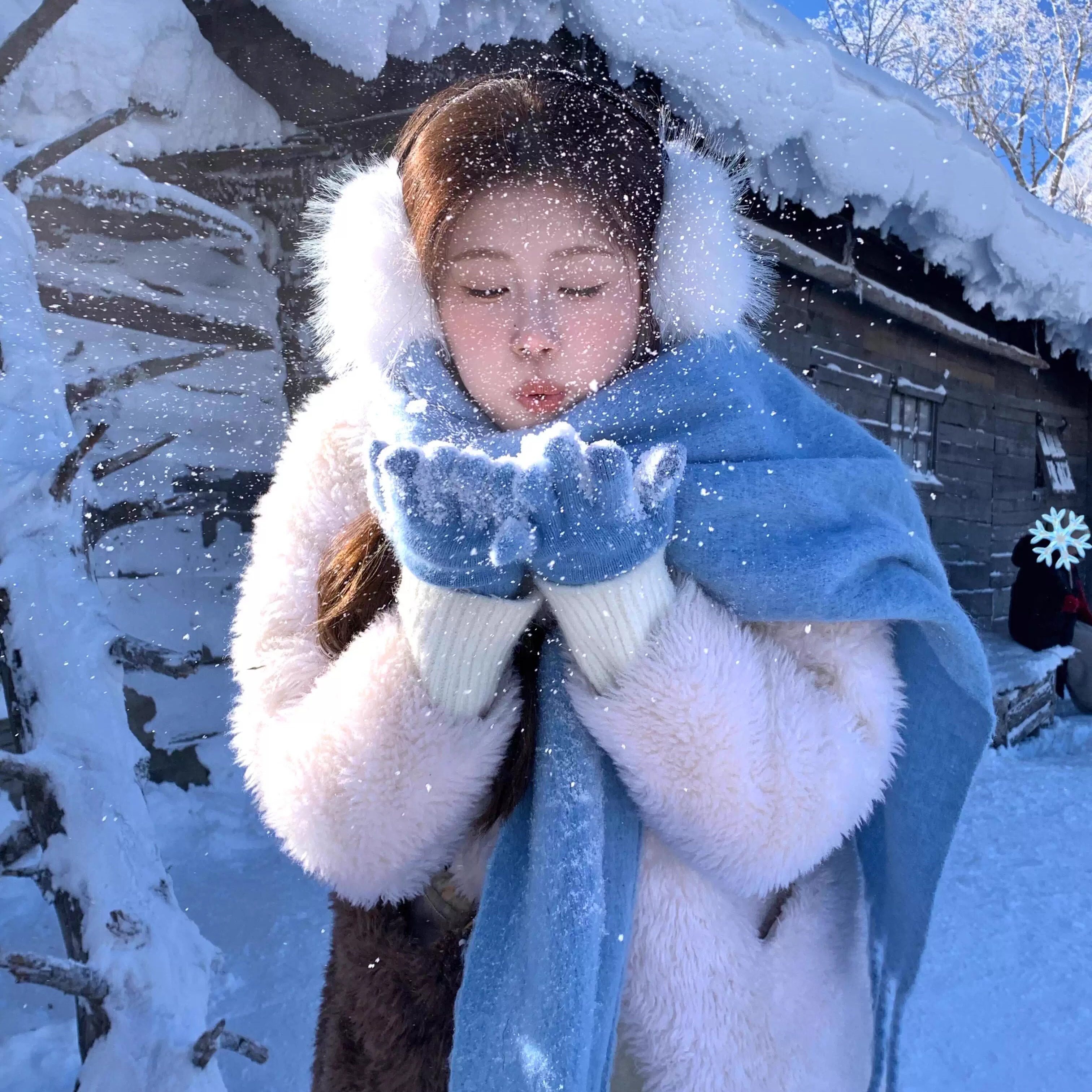 雾霾蓝流苏围巾冬季哈尔滨旅游雪地出片穿搭配饰保暖耳包针织手套,服饰配件/皮带/帽子/围巾,围巾/丝巾/披肩,淘宝优惠券,粉丝福利购,淘宝优惠卷