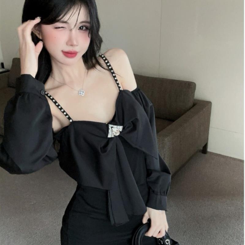 黑色气质露肩带钻修身连衣裙女美式复古辣妹百搭显瘦吊带包臀裙秋