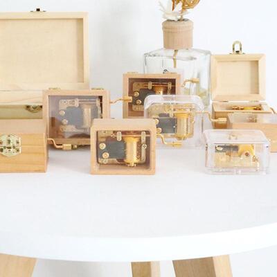 金色86114机芯创物透明八音盒手摇木质音乐生盒学生礼意礼品日礼