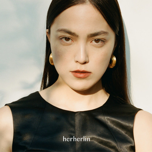herherlin原创简约个性气质素纹大C耳圈