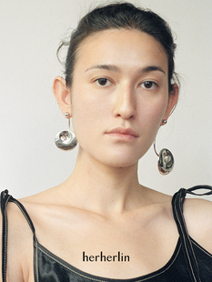herherlin原创设计小众简约气质泉眼涟漪耳环