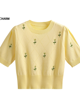 鹅黄色针织短袖女夏季新款修身冰丝T恤高腰短款镂空绣花甜美上衣