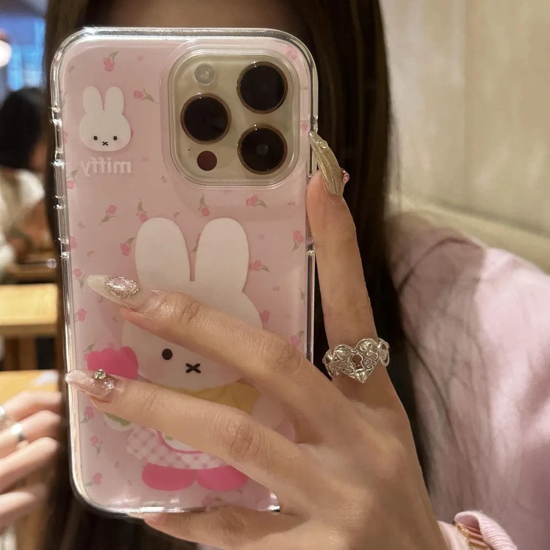 in粉底兔用iPh6prox/14/13/2可爱s碎花米菲适one1ma手机壳苹果151