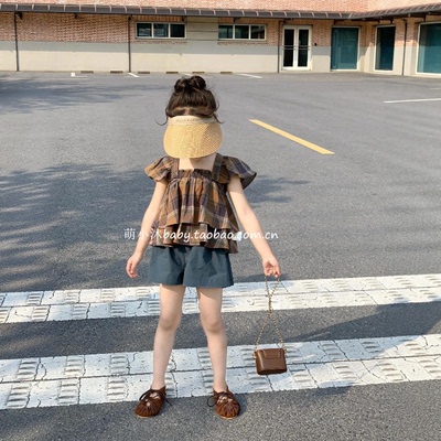 女童春款格子双层荷叶边飞袖衬衫