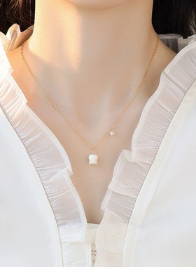 天然淡水珍珠贝壳铃兰花吊坠项链简约14K注金百搭锁骨链女小众ins